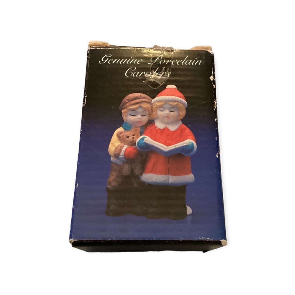 Vintage Christmas Carolers